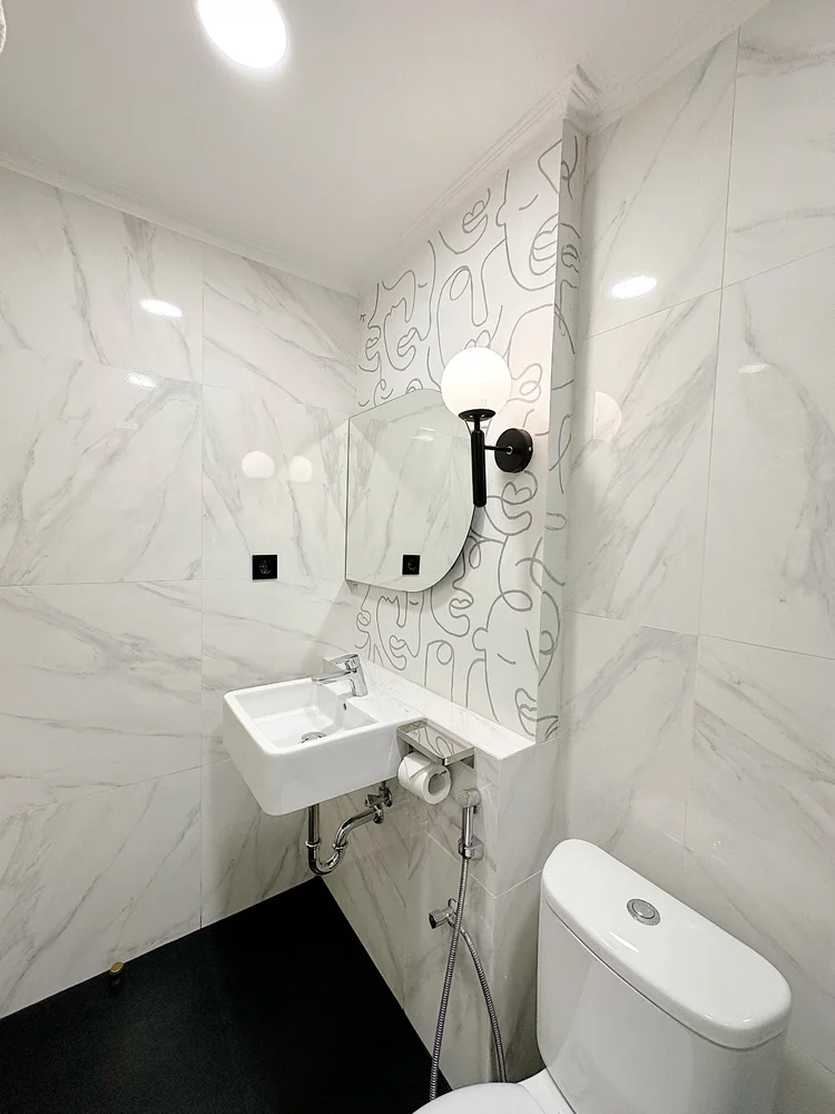 New York: Soap and shampoo are stocked in the bathroom, the same in every unit.
