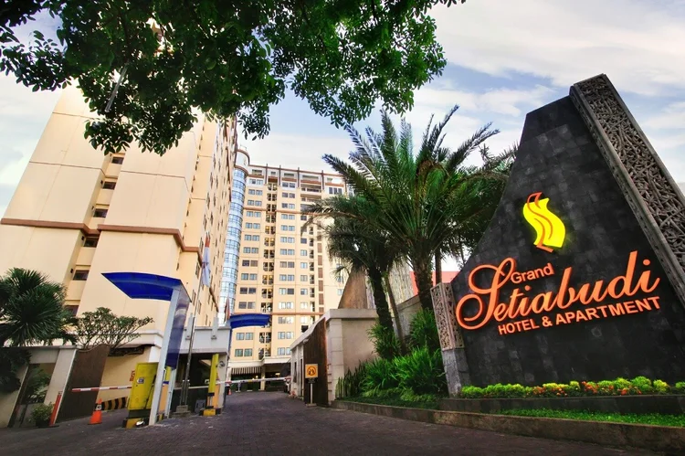 Grand Setiabudi Apartment