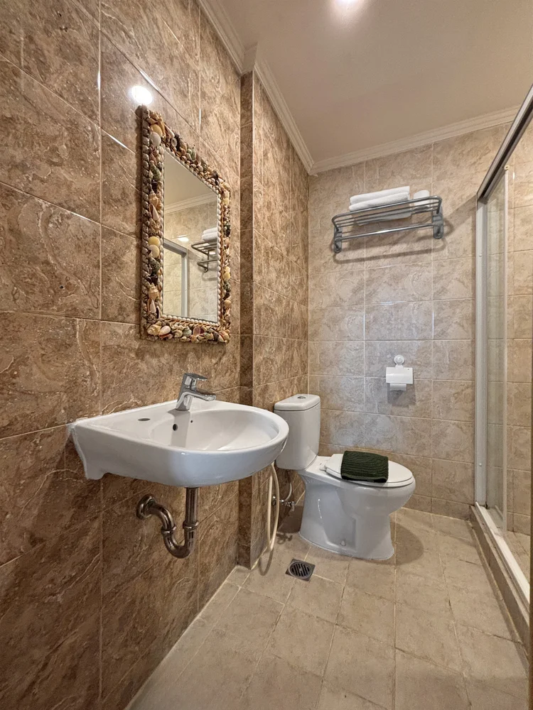 Honolulu: Booking direct here is usually the lowest price for the same unit.