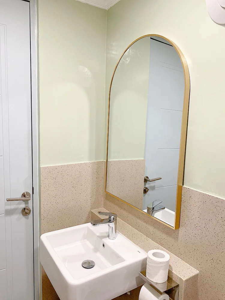 Malacca: Soap and shampoo are stocked in the bathroom, the same in every unit.