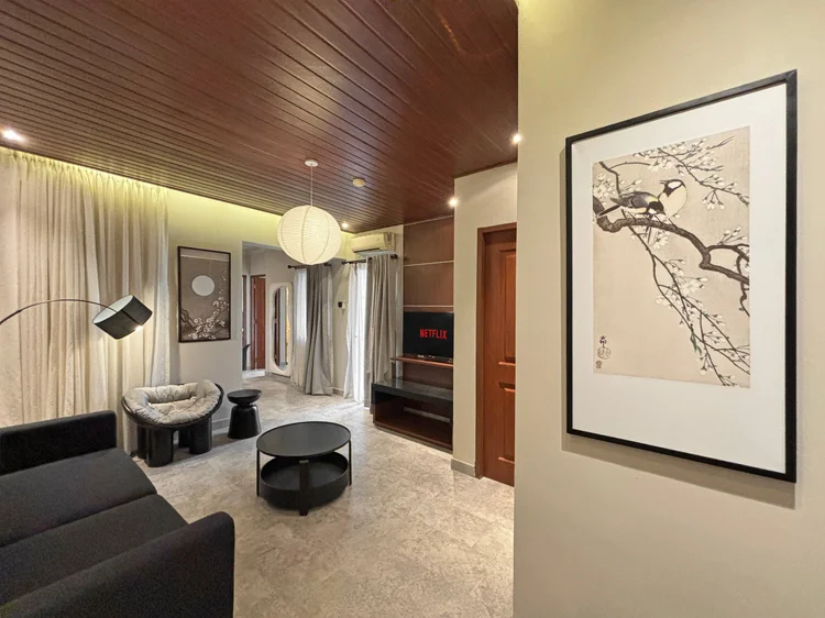 Saitama: Sleeps 5, up to 8 with extra beds; this living room is where everyone ends up.