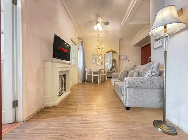 Bordeaux: The living room seen from the hallway. Sleeps 3.