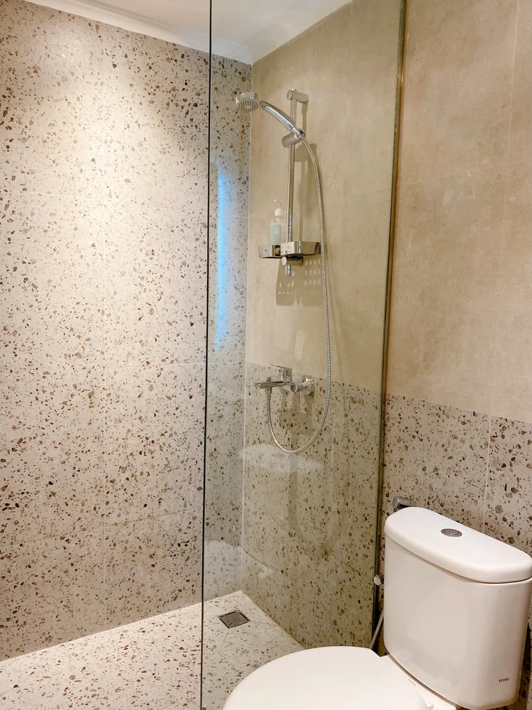 Budapest: Bathroom with a hot-water shower, cleaned by our own trained team to CHSE standard.