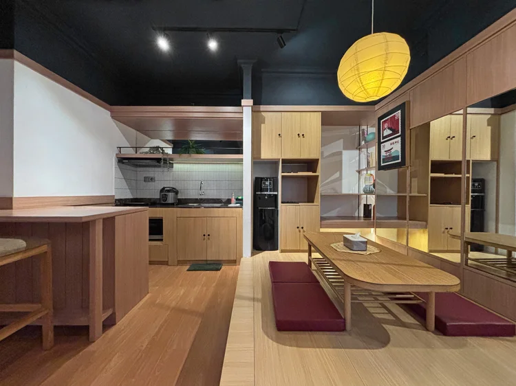 Kyoto: A kitchen island with bar stools for two, a relaxed spot for breakfast.