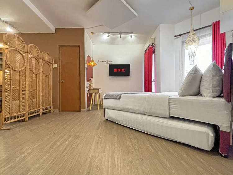 Ankara: Sliding small double beds, together or apart, with AC.