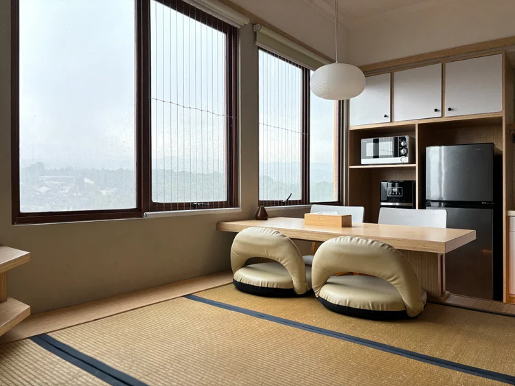 Fukuoka: Tatami table for four, with the fridge and microwave right behind.