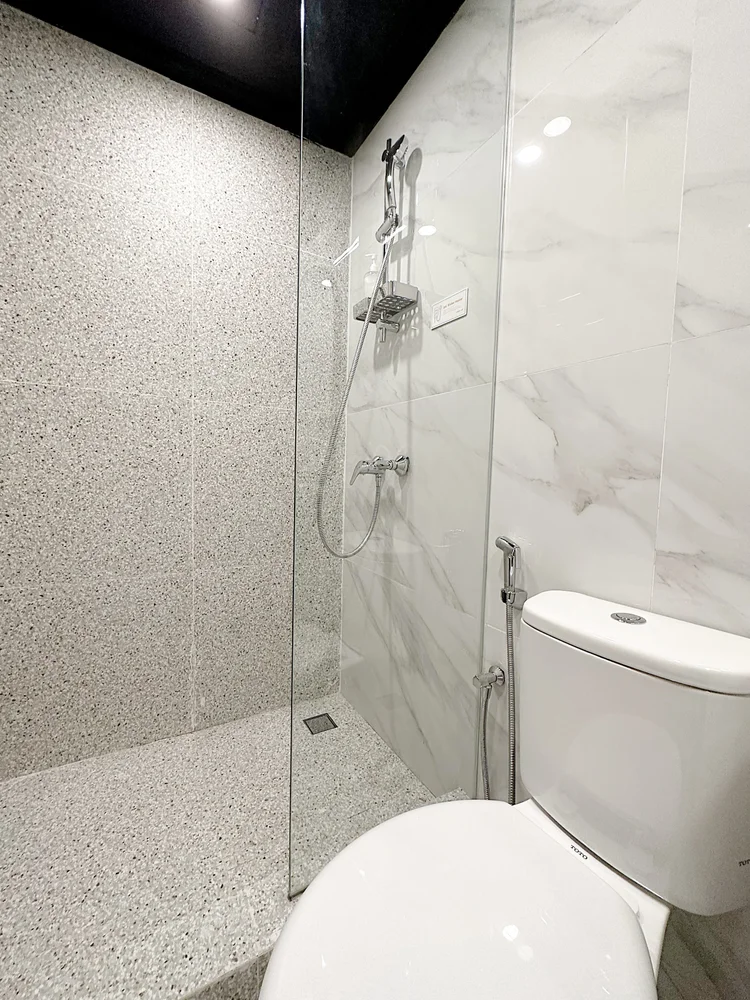 Los Angeles: A bathroom with a shower and hot water, ready any time.