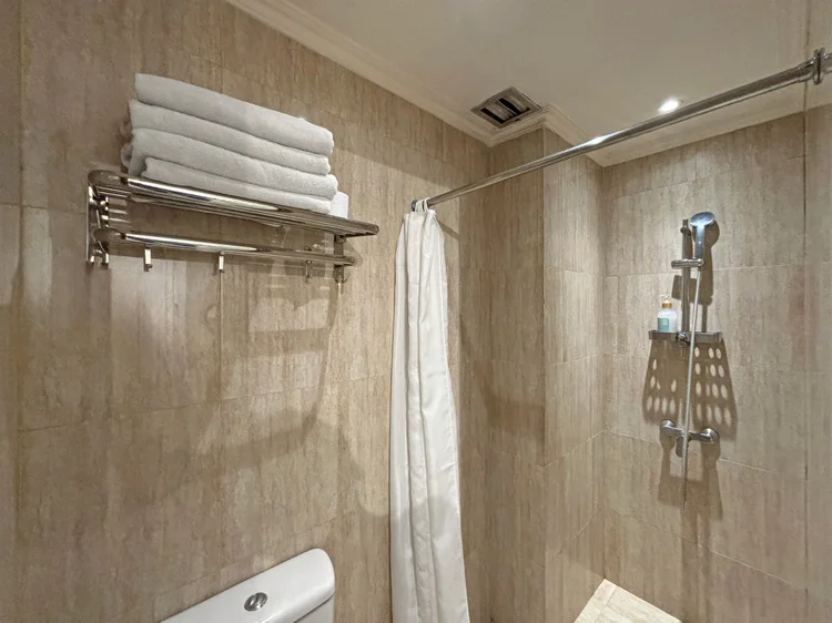Sydney: Clean towels on the rack; the same soap, shampoo and tissue in every unit.