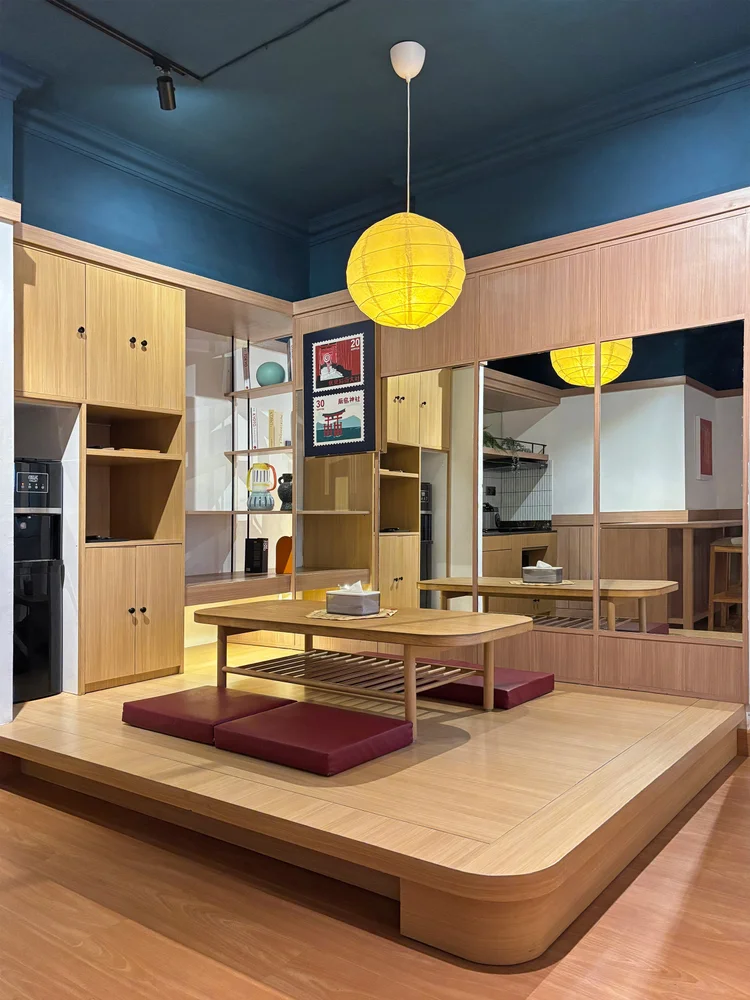 Kyoto: A hanging lantern and low table, a relaxed Japanese-style dining corner.