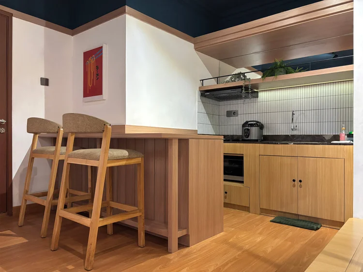 Kyoto: A stove, microwave and plenty of storage, ready to cook your own meals in Kyoto.