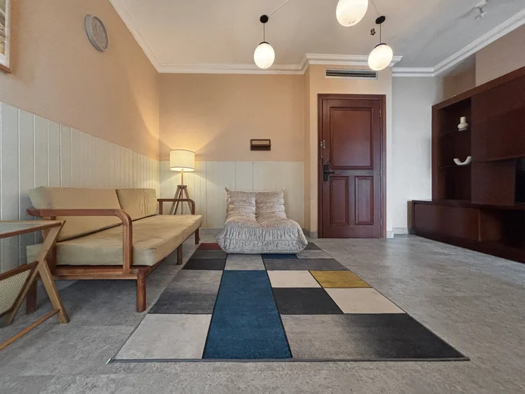 Busan: A roomy living area. Sleeps 5, up to 9 with extra beds.