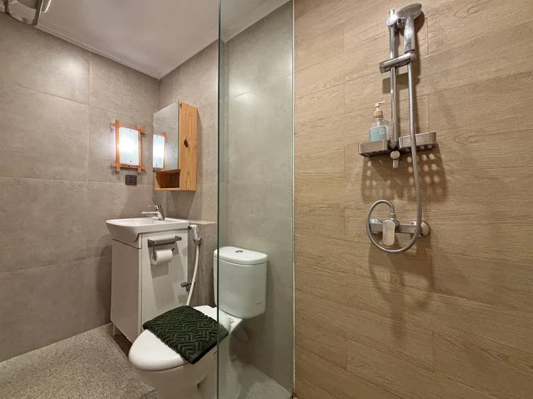 Nagoya: Soap and shampoo are stocked in the bathroom, the same in every unit.