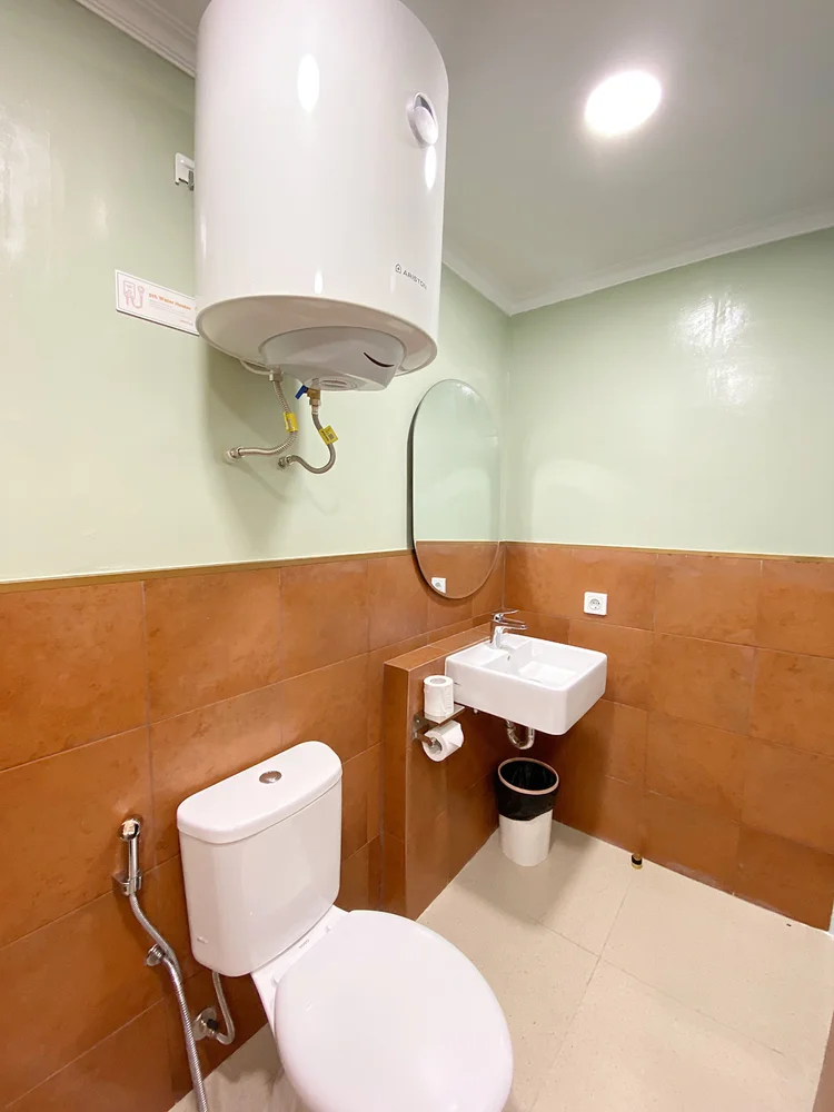 Malacca: Two bathrooms in one unit, so mornings run smoother.